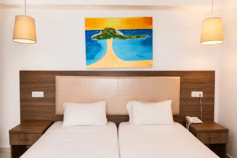 Corfu Hotel in Αγία Νάπα — foto 11