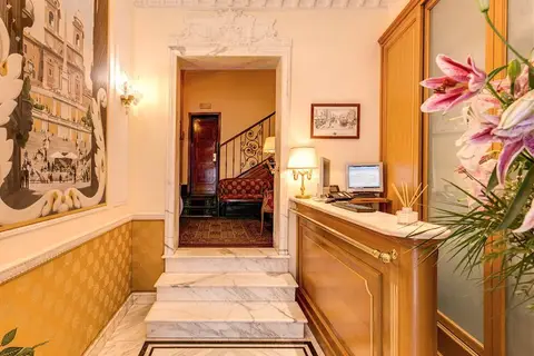 La Lumière di Piazza di Spagna in Rome, foto 24