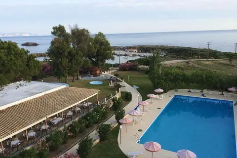 Irinna Hotel in Σβορωνάτα — foto 9