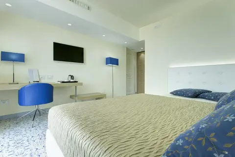 Lloyd's Baia Hotel in Vietri Sul Mare — foto 23