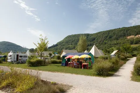Camping La Roche D Ully in Ornans — foto 10