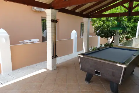 Makis Louvlis Apartments & Studios in Δημοτική Ενότητα Μελιτειέων — foto 22