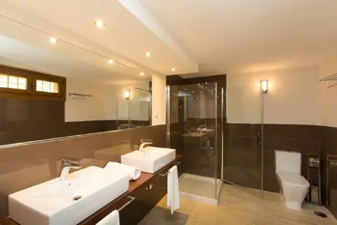 Villa Las Lomas De Marbella in Marbella — foto 16