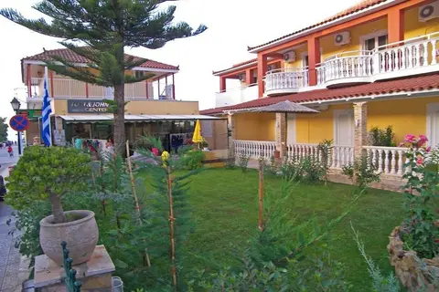 Tom & John Center in Δημοτική Ενότητα Ζακυνθίων — foto 4