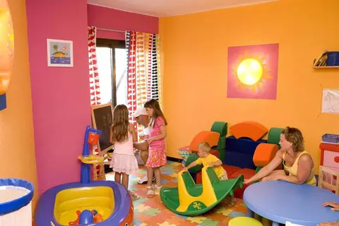 Universal Hotel Perla in S'Illot — foto 13