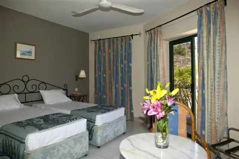 Aparthotel Porto Azzurro in San Pawl il-Baħar — foto 26