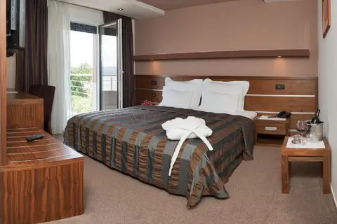 Hotel Plaža Omiš in Omis — foto 25