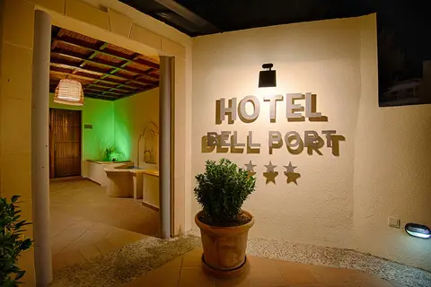 Bell Port Hotel in Cala Agulla, foto 13