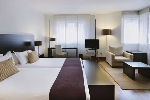 Rafaelhoteles Atocha in Madrid, foto 11