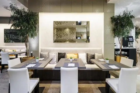 ILUNION Bilbao Hotel in Bilbao — foto 16