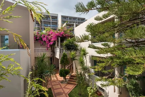 Elotis Suites in Agia Marina — foto 4