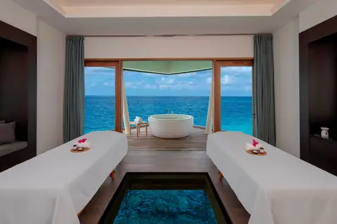 Radisson Blu Resort Maldives in Huruelhi Island — foto 28
