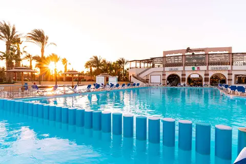 Aladdin Beach Resort in Al Hadaba, foto 2