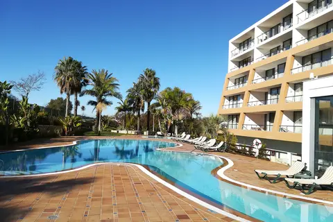 Pestana Alvor Park Hotel & Appartementen in Portimão