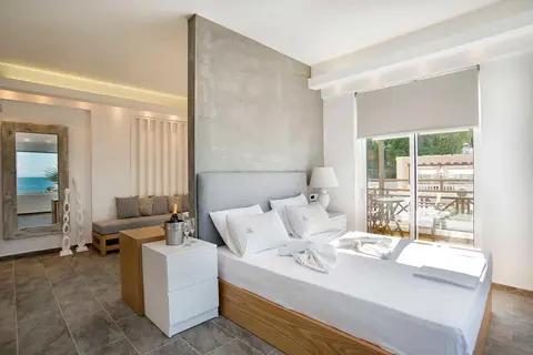 Porto Kalamaki Hotel in Agia Marina — foto 15