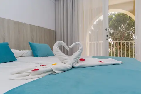 Floramar Aparthotel in Ferreries — foto 23