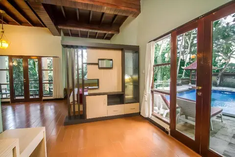 Puri Saron Madangan Hotel in Susut — foto 5