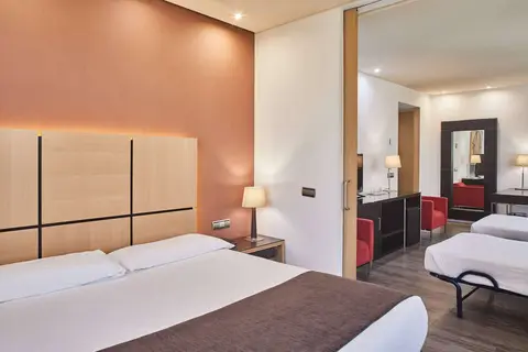 Hotel Silken Puerta Valencia in Valencia — foto 11