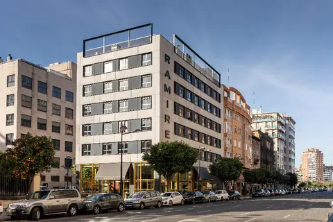 Ramirez Flats & Bar in Valencia — foto 20