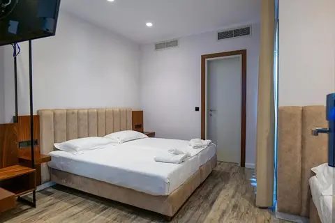 Hotel Semajo in Vlora — foto 20
