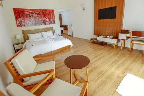 Hondaafushi Island Resort in Dhaalu Atoll — foto 12