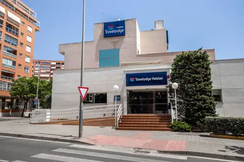 Travelodge Alicante Puerto in Alicante — foto 7