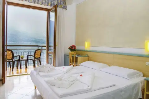 Hotel All'Azzurro in Limone sul Garda, foto 4