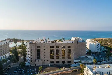 Adams Beach Hotel in Adams Beach Hotel Deluxe Wing, foto 18