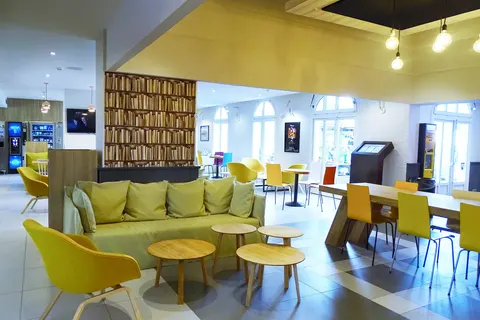 Hotel Campanile Val de France foto 10