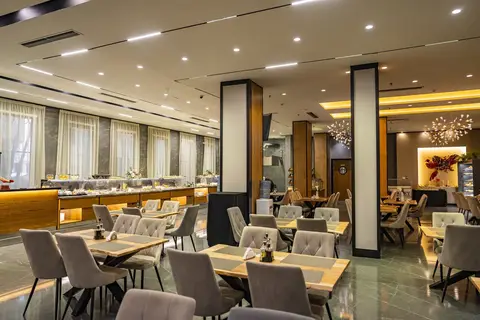 Henry Resort & Spa in Golem — foto 18