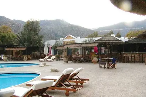 Far Out Village Hotel in Μυλοπότας — foto 10