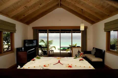 Kuredu Resort & Spa in Lhaviyani Atoll Hospital, foto 27