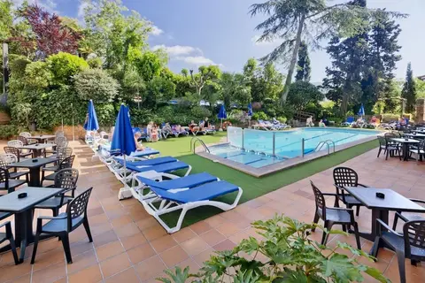 Hotel GHT Neptuno in Tossa de Mar — foto 12