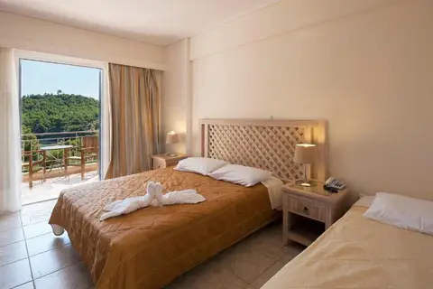 Alonissos Beach Bungalows & Suites Hotel in Βότση — foto 11