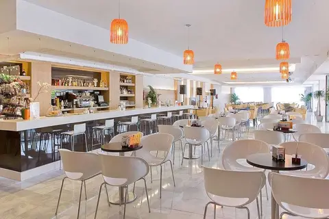 RH Bayren Parc in Gandia — foto 6