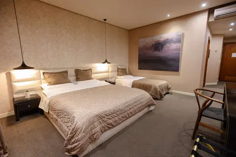 La Boheme Hotel in Tirana — foto 3