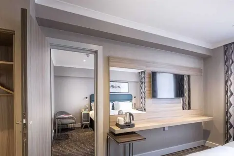 Hotel City Sleeper at Royal National Hotel in Londen — foto 12