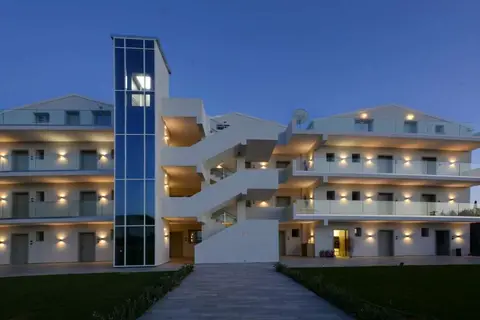 V Luxury Suites in Korfoe — foto 13