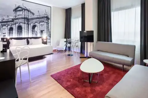 B&B Hotel Madrid Aeropuerto T4 in San Sebastián de los Reyes — foto 14
