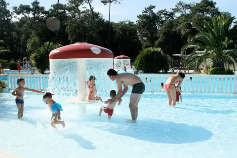Camping Le Logis in Saint-Palais-sur-Mer — foto 8