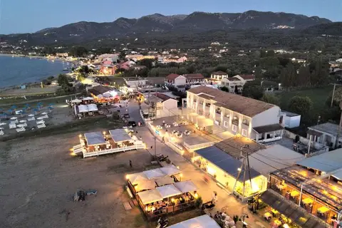 Aqua Luxury Suites Corfu in Ρόδα — foto 9