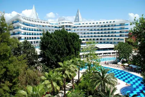 Delphin Botanik Platinum in Okurcalar — foto 26