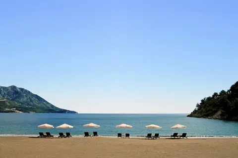 Iberostar Waves Bellevue in Becici — foto 29