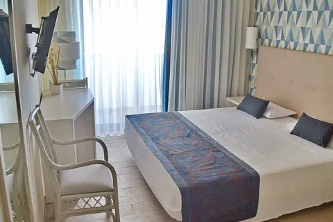Hotel Ouril Julia in Santa Maria — foto 20