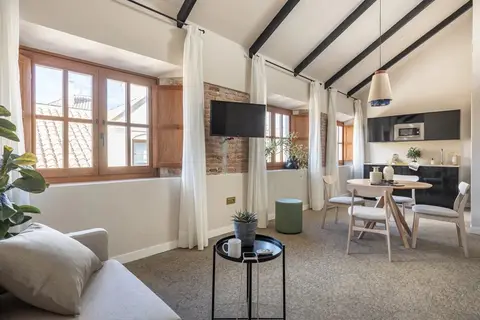 Apartamentos Líbere Málaga Teatro Romano in Málaga — foto 10