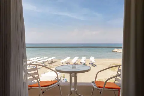 Aqua Luxury Suites Corfu in Ρόδα — foto 7