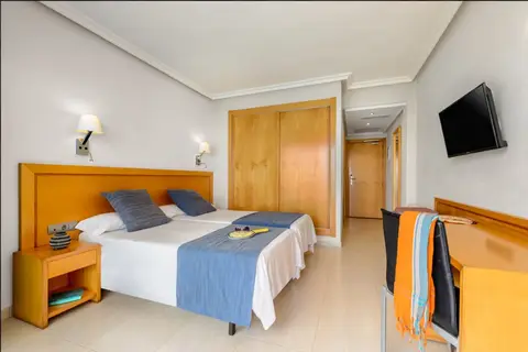 Hotel Vibra S´Estanyol in Sant Antoni de Portmany — foto 26
