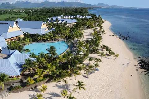 Victoria Beachcomber Resort & Spa in Pointe Aux Biches — foto 2