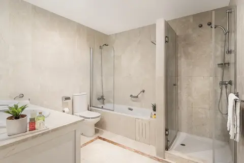 Colina del Paraiso in Benahavis — foto 25
