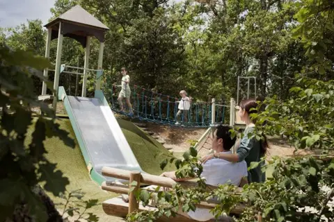 Pierre & Vacances Village Club Le Rouret in Grospierres — foto 15